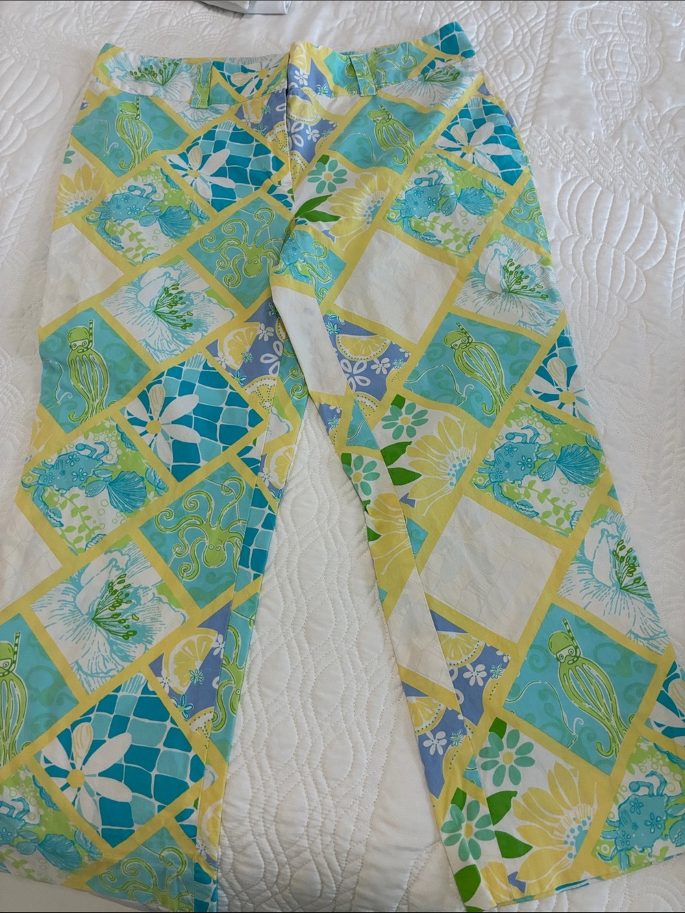 Lilly Pulitzer Tropical Tile Print Capri in Aqua & Yellow